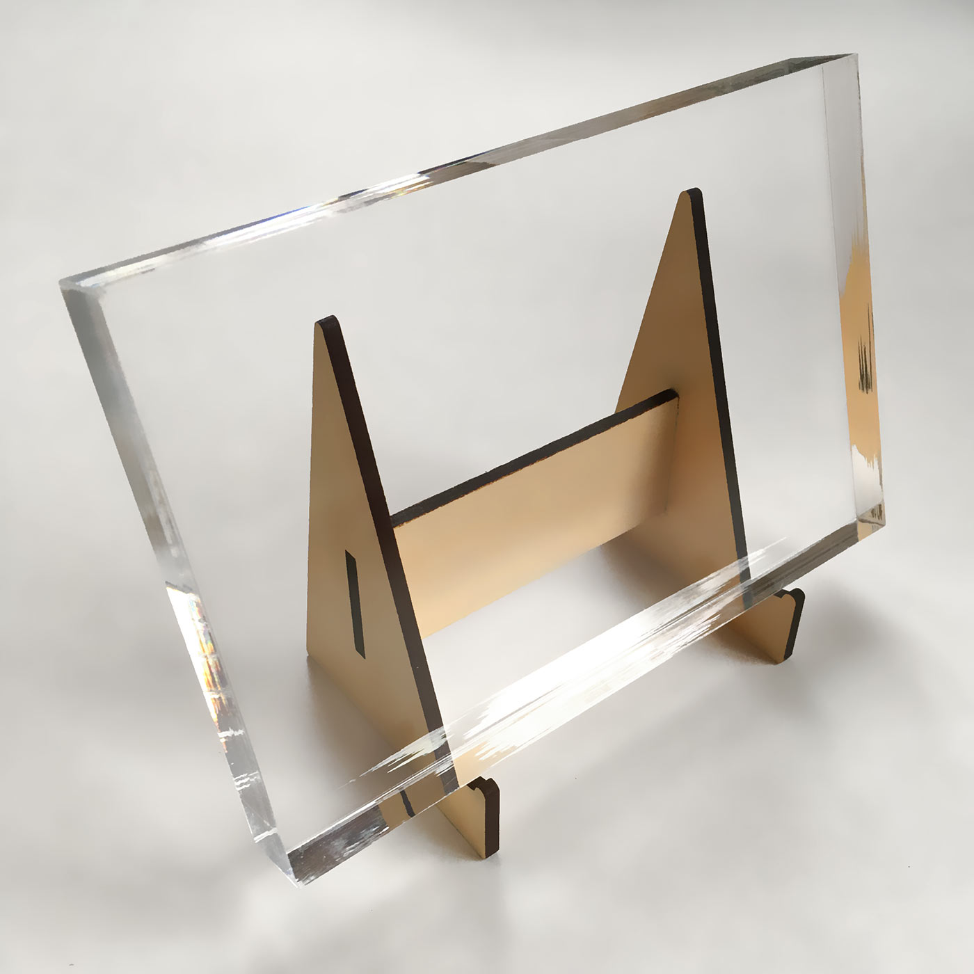 Desktop Art Stand